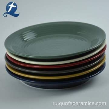 Настройка цветных керамических наборов столовой посуды